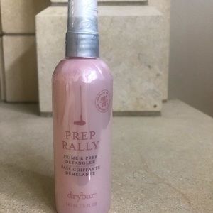 Drybar detangler spray